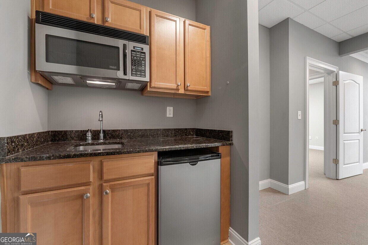 360 Racetrack Road Property Photo 15