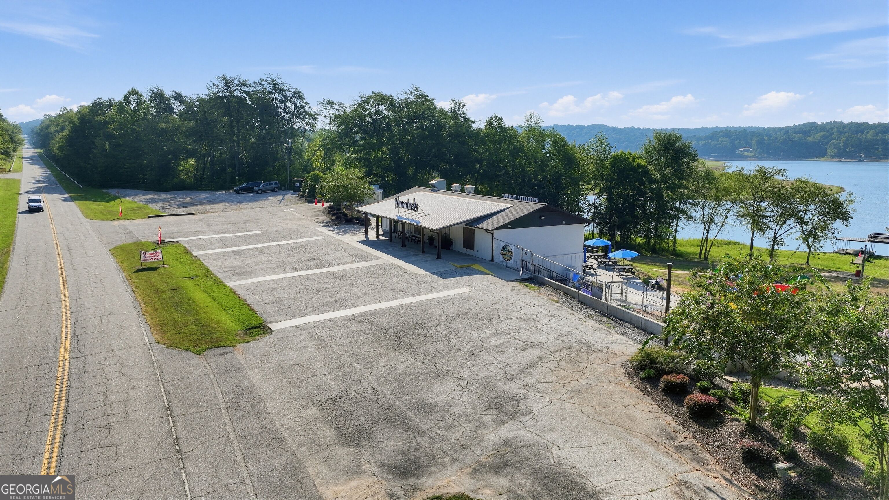 8835 Toccoa Highway Property Photo 2