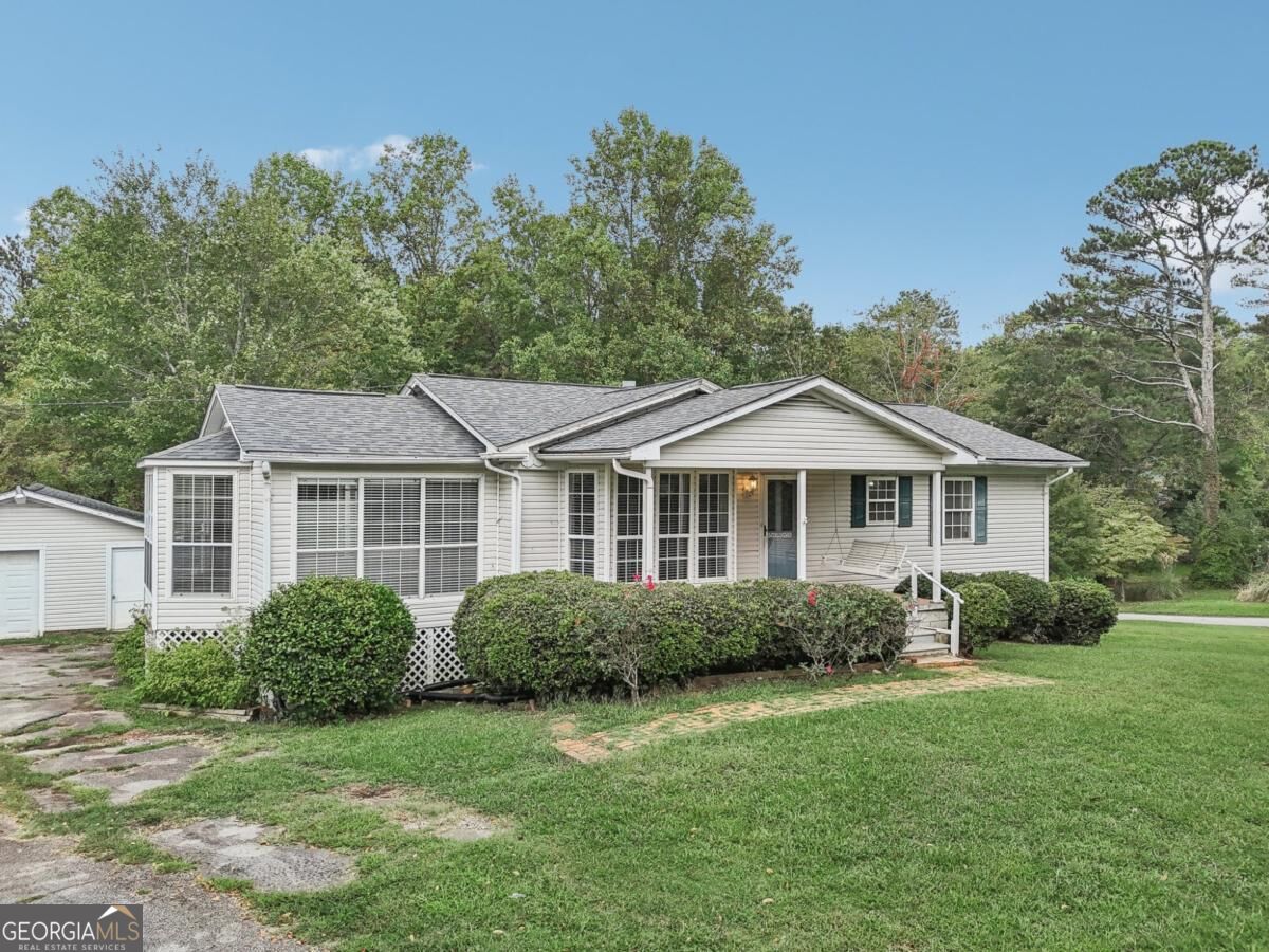 9782 Highway 166 Property Photo 6