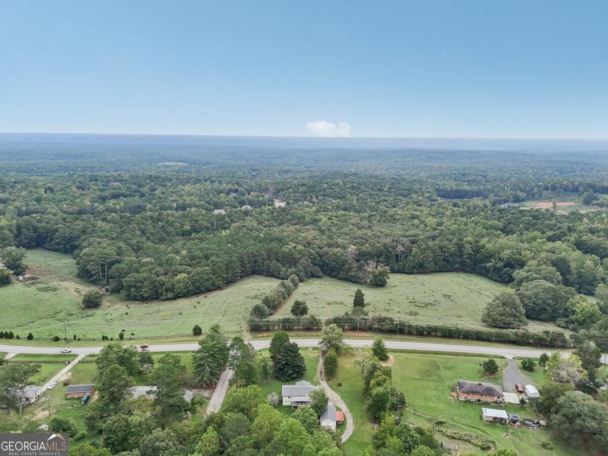 9782 Highway 166 Property Photo 24