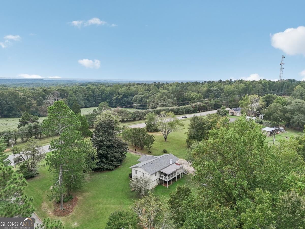 9782 Highway 166 Property Photo 28