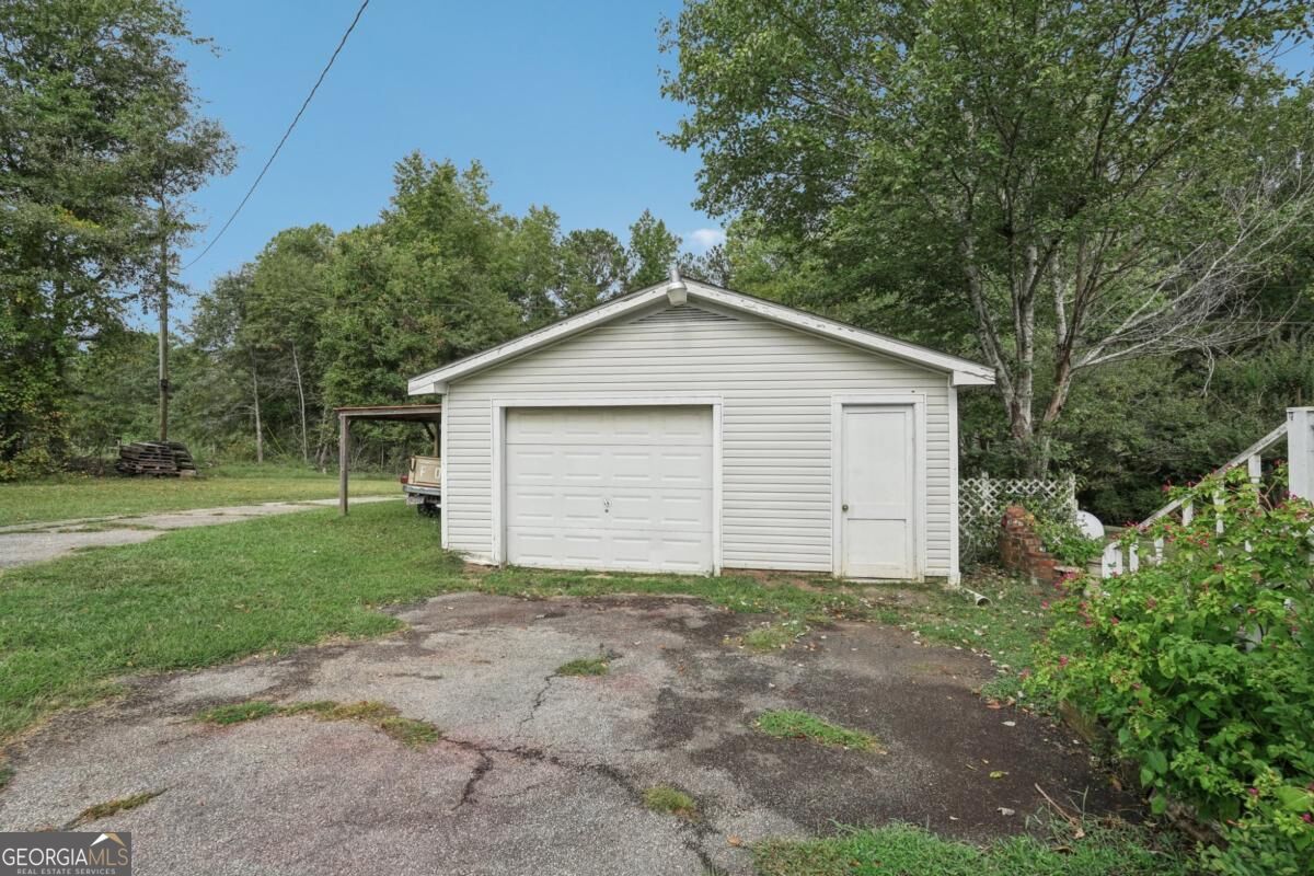9782 Highway 166 Property Photo 52