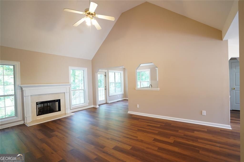 4340 Mapleton Way Property Photo 3
