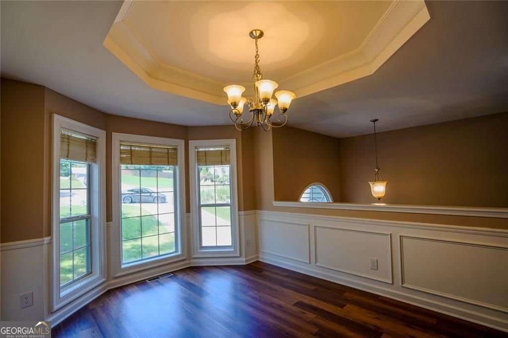 4340 Mapleton Way Property Photo 6