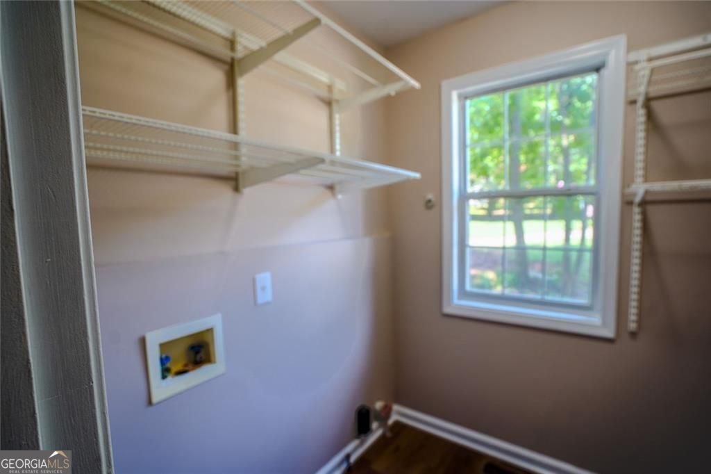 4340 Mapleton Way Property Photo 7