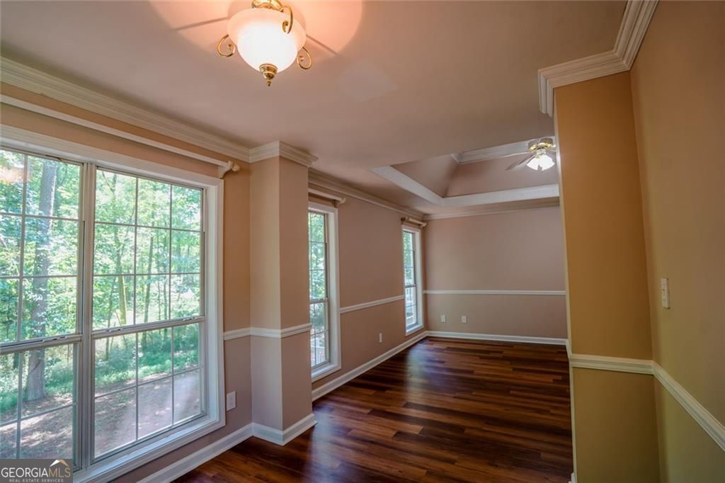 4340 Mapleton Way Property Photo 13