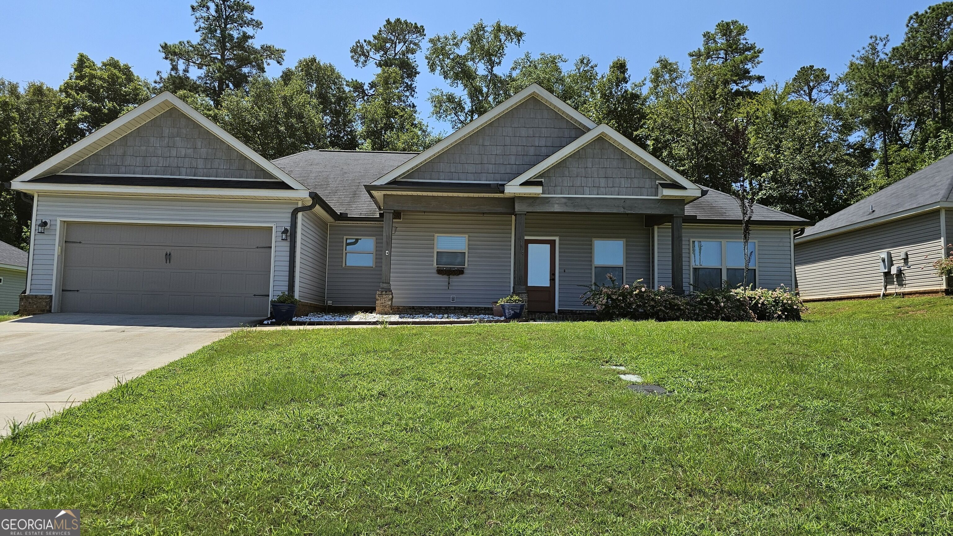 304 Durgin Drive Property Photo 1