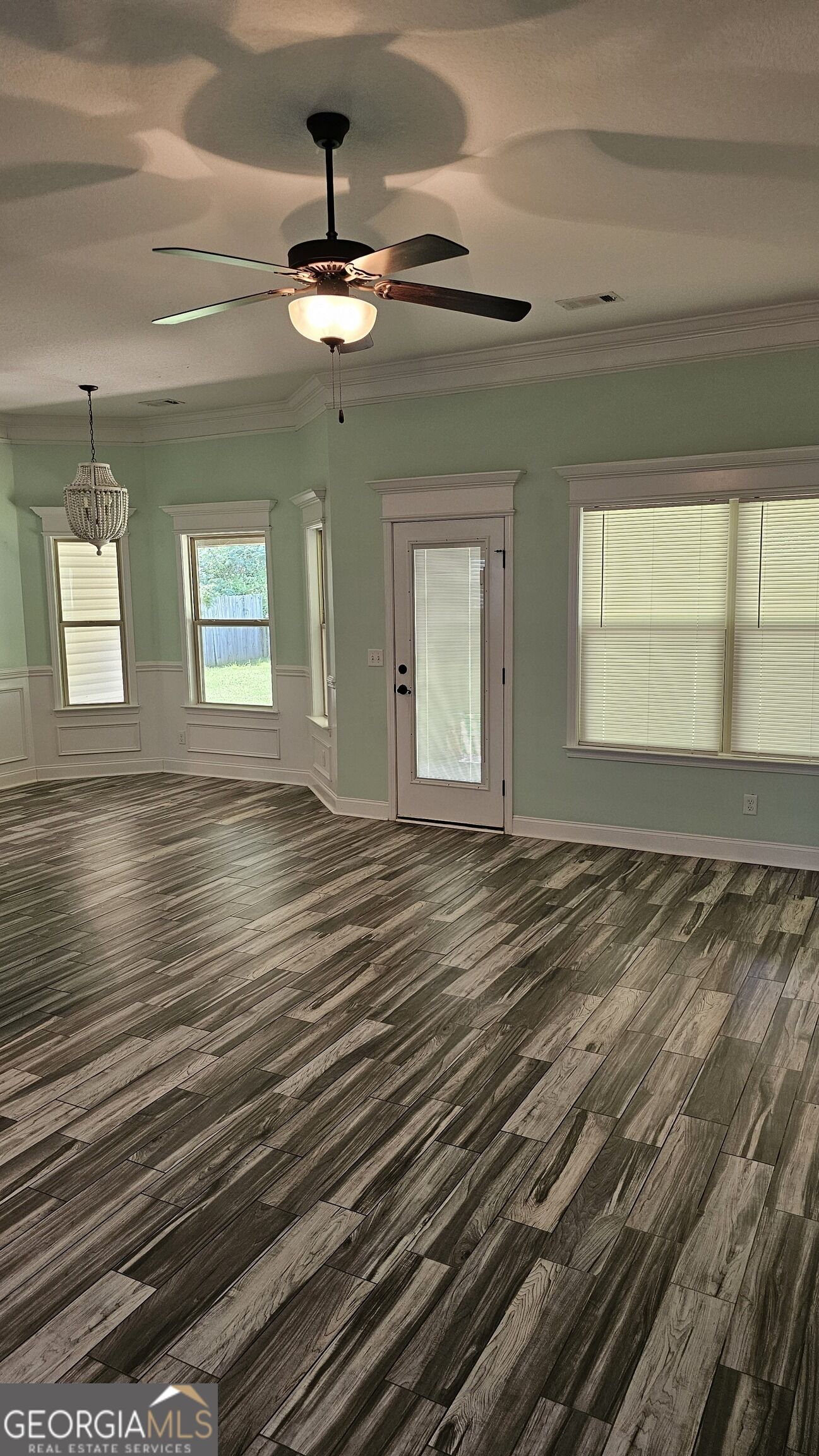 304 Durgin Drive Property Photo 3