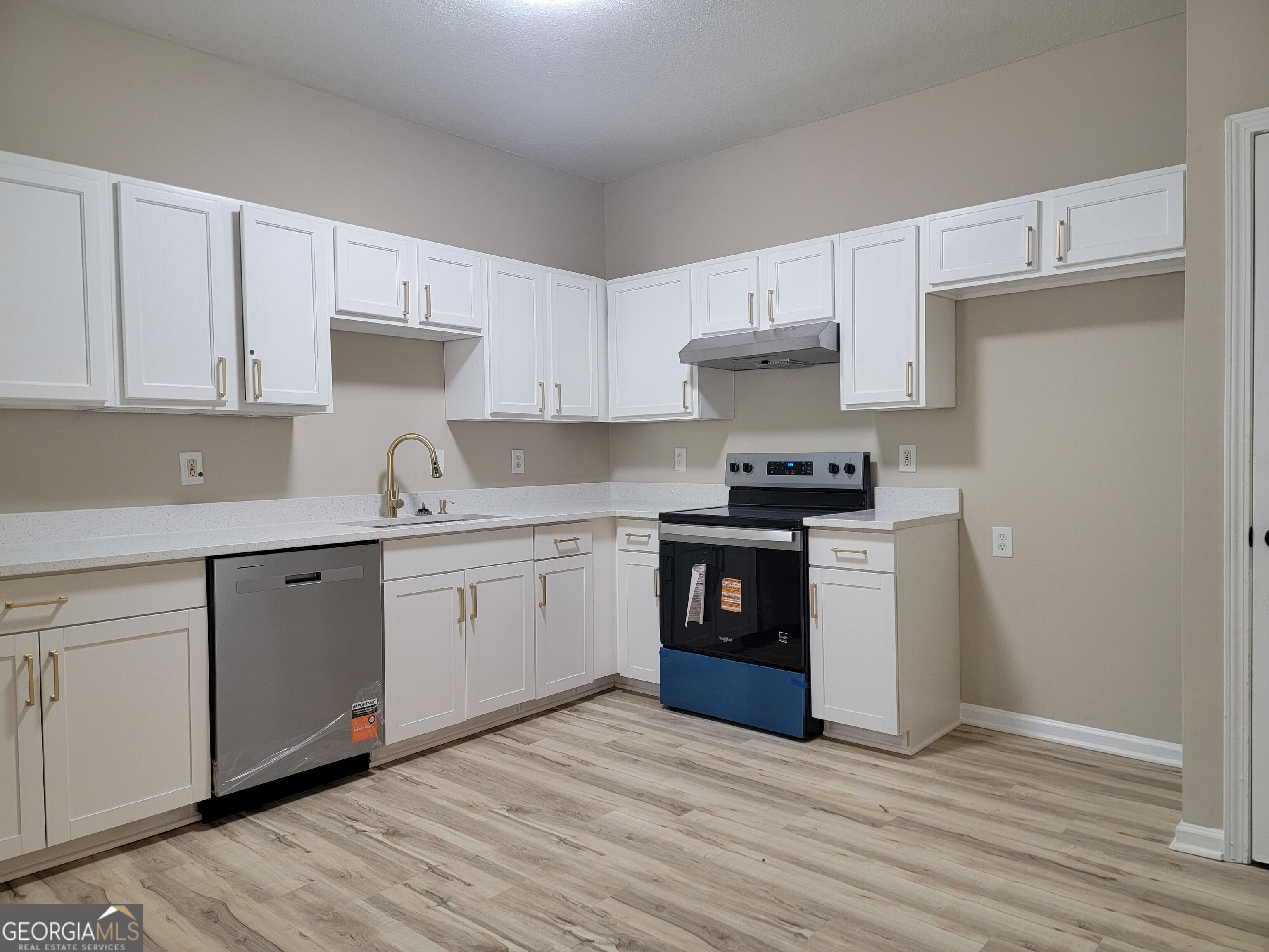 2264 Nicole Drive Property Photo 3