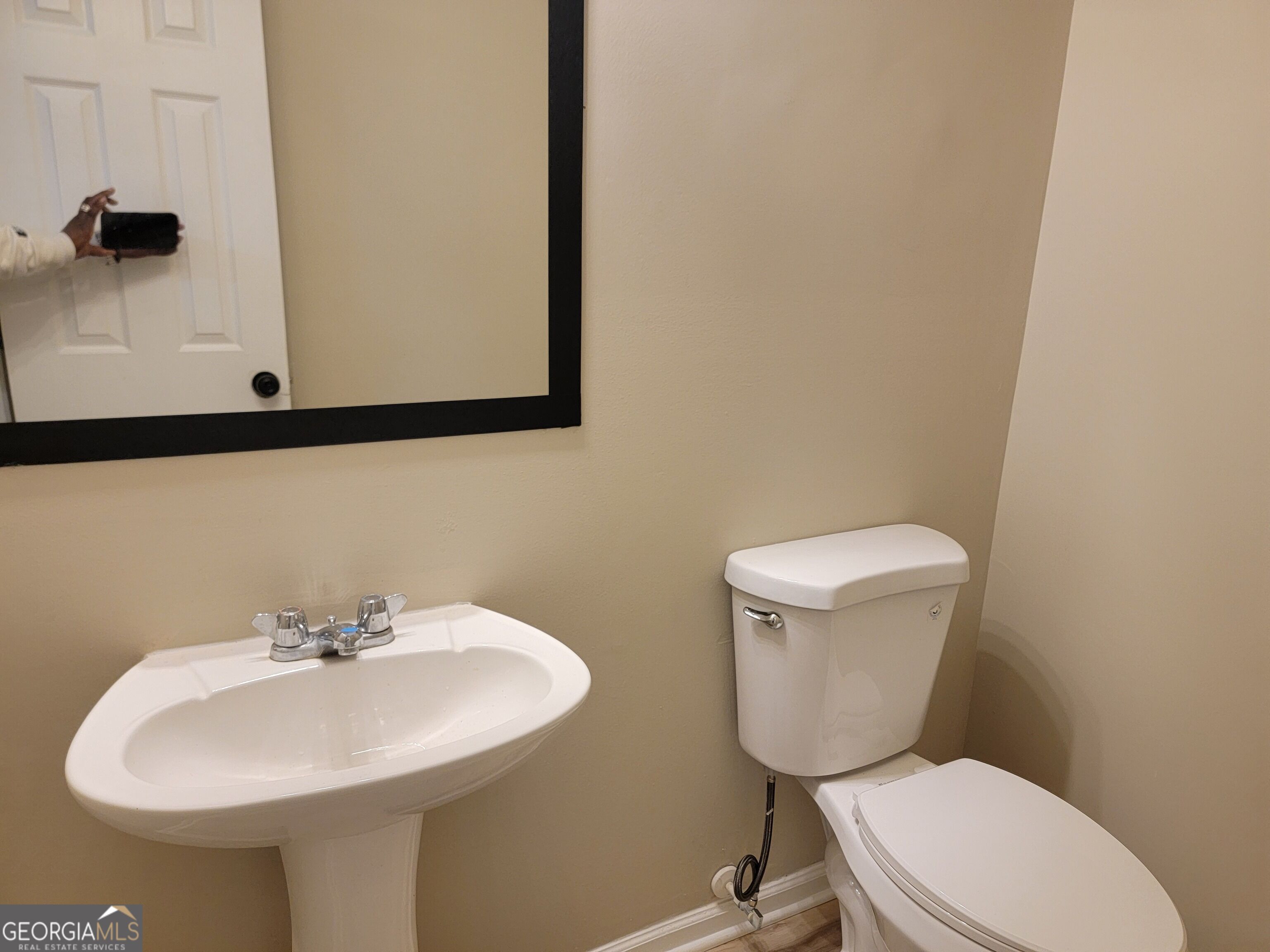 2264 Nicole Drive Property Photo 7