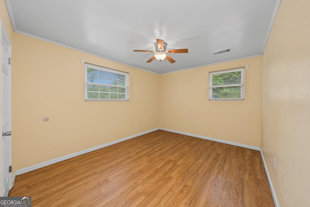 559 Pulaski Street Property Photo 15