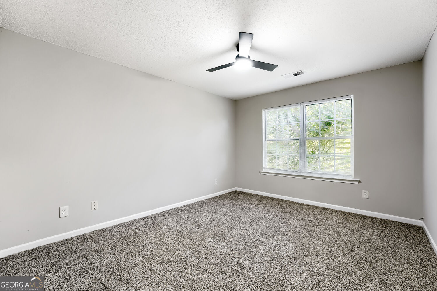2266 Nicole Drive Property Photo 6