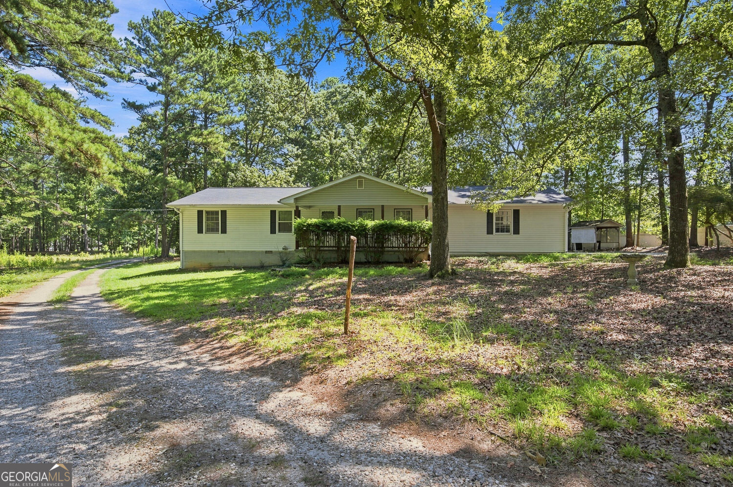 556 Auburn Road Property Photo 1