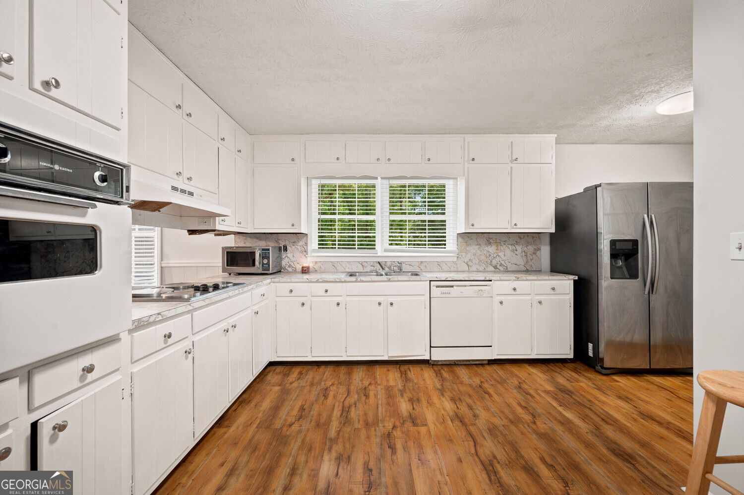556 Auburn Road Property Photo 16