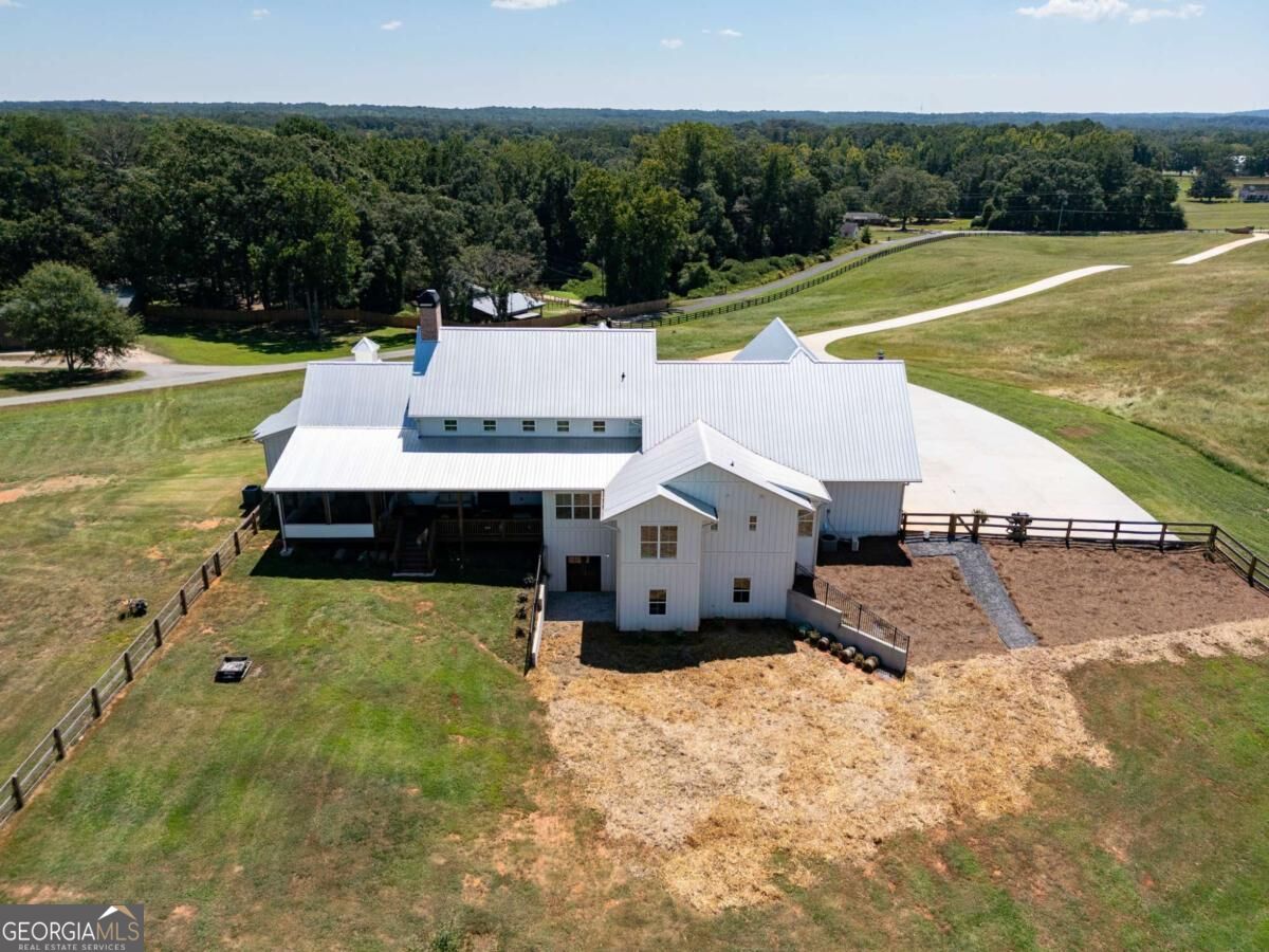 3200 Shady Grove Rd Property Photo 49
