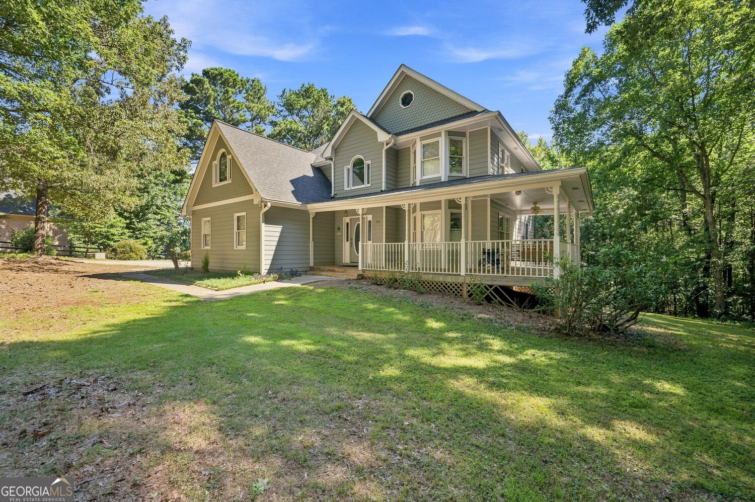 558 Auburn Road Property Photo 2