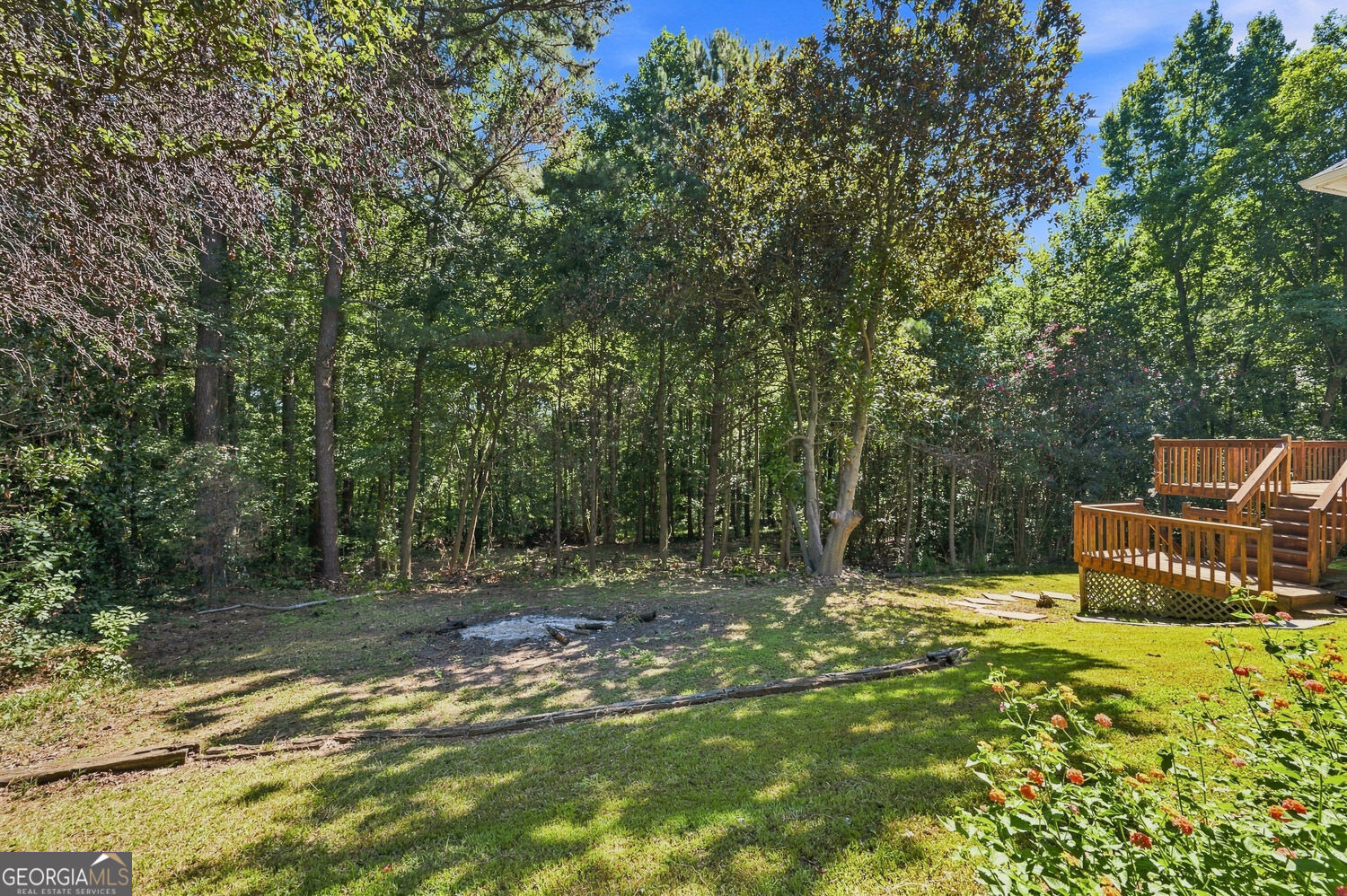 558 Auburn Road Property Photo 8