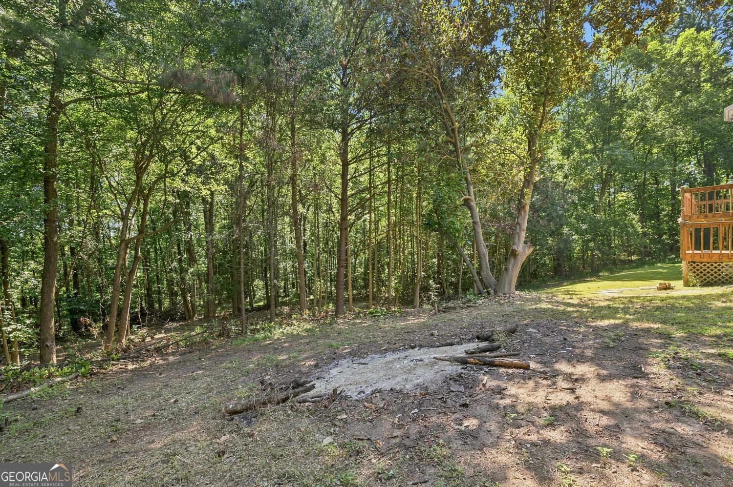 558 Auburn Road Property Photo 9