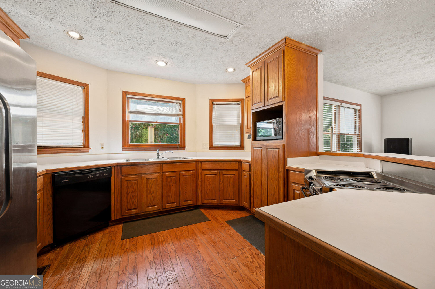 558 Auburn Road Property Photo 17