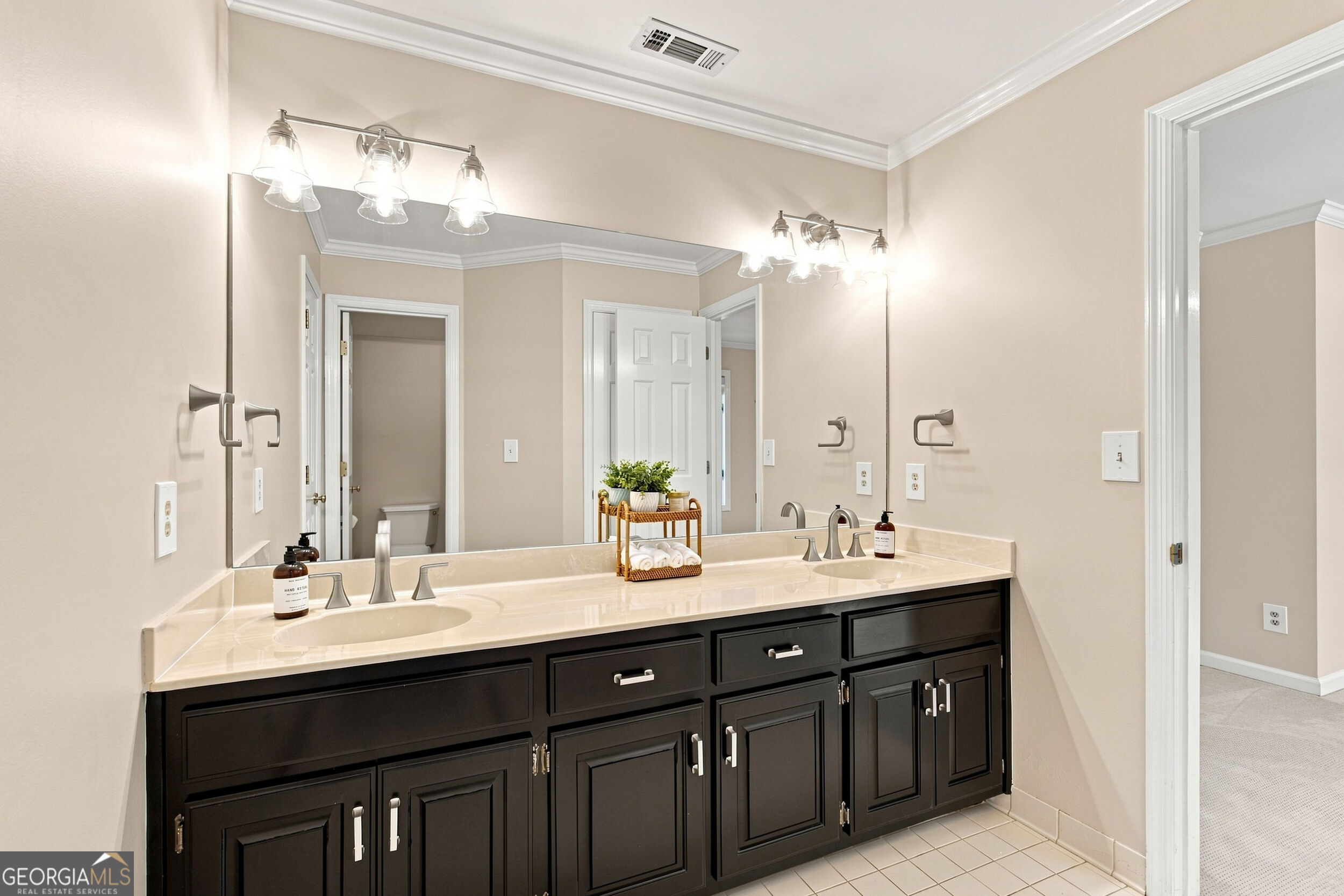 2175 River Cliff Drive Property Photo 28