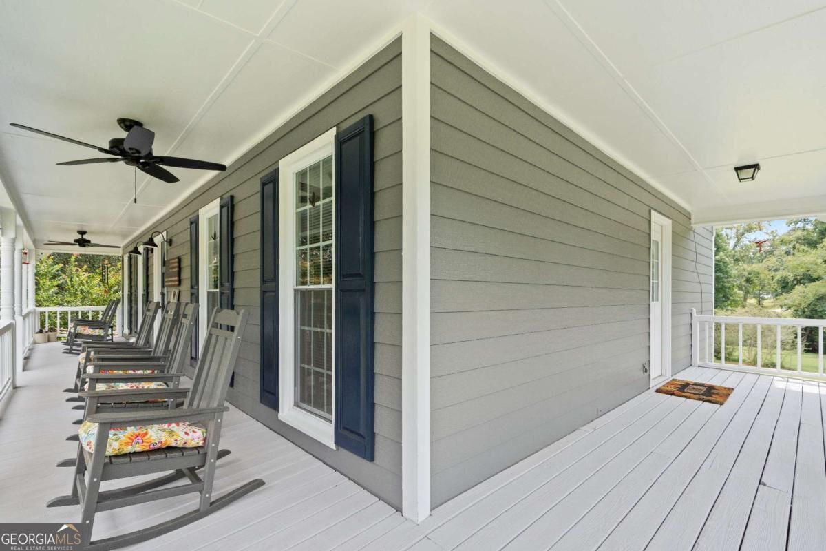 66 Charlotte Place Property Photo 15