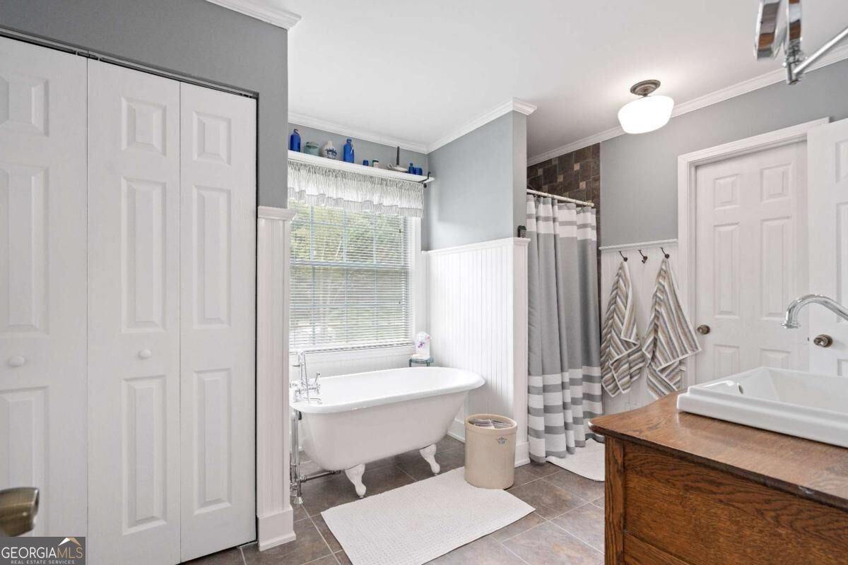 66 Charlotte Place Property Photo 18