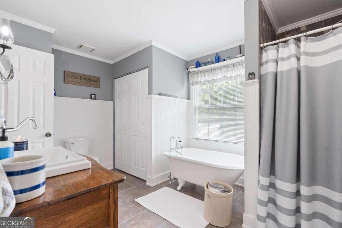 66 Charlotte Place Property Photo 19