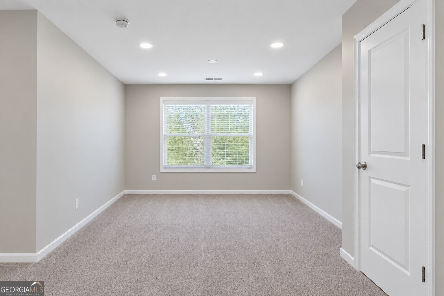 13479 Gardiner Lane Property Photo 17