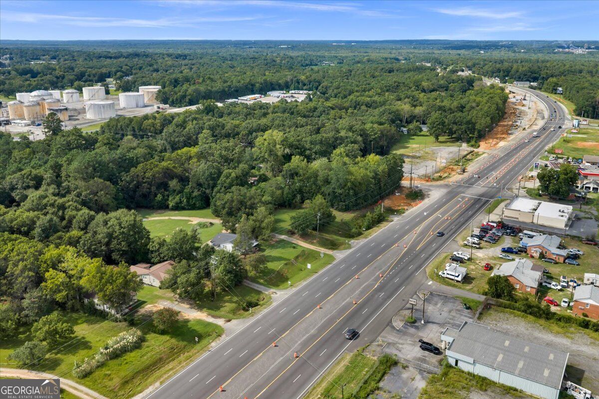 6043 Hawkinsville Road Property Photo 8