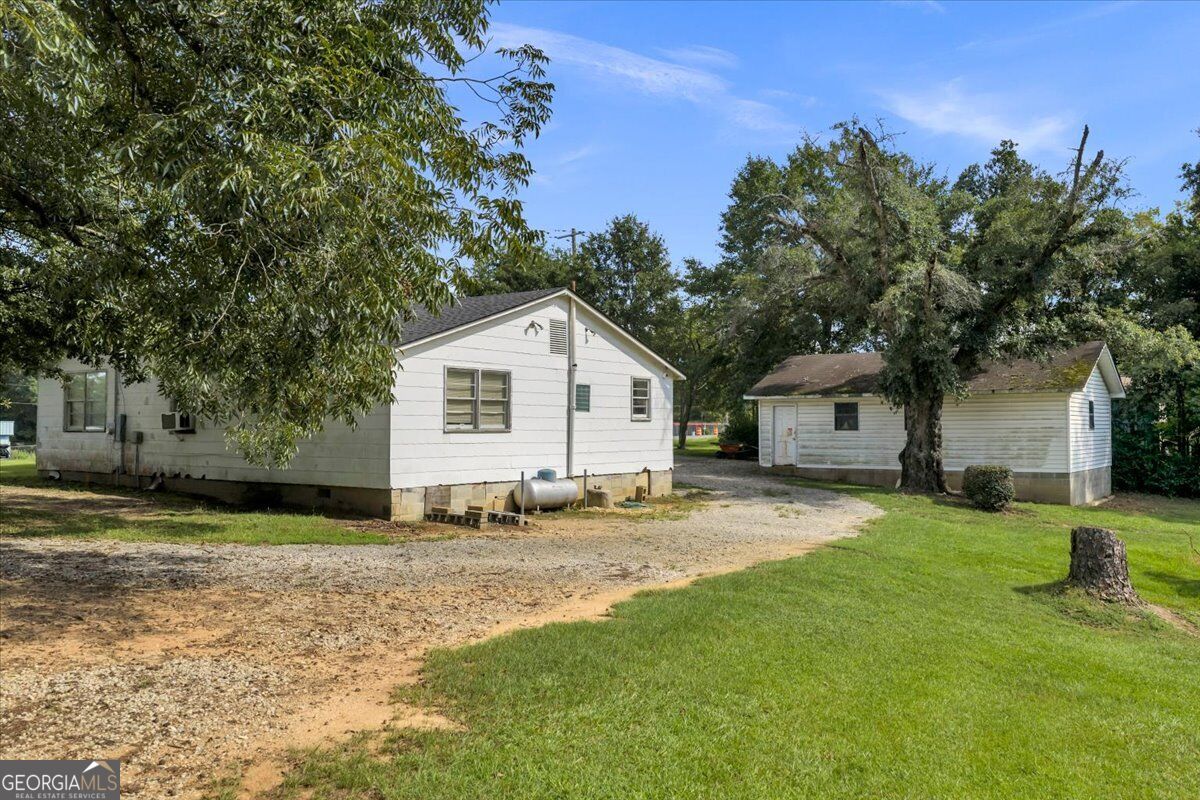6043 Hawkinsville Road Property Photo 16