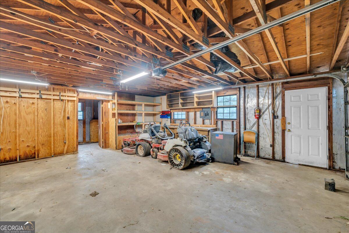 6043 Hawkinsville Road Property Photo 35