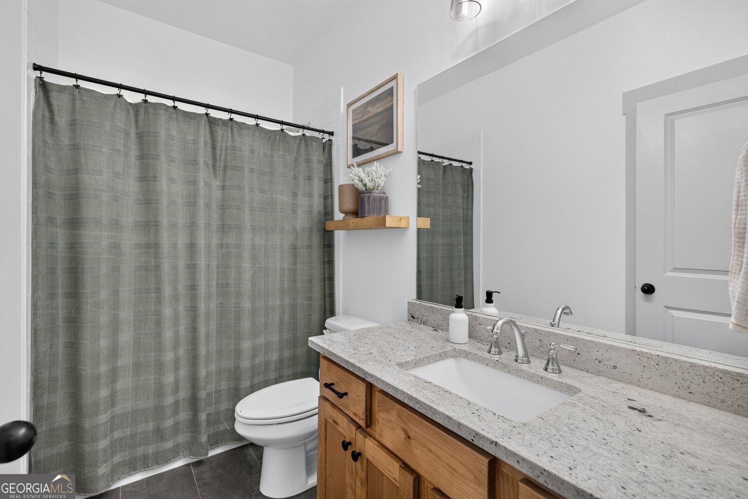 417 Fox Valley Drive Property Photo 31