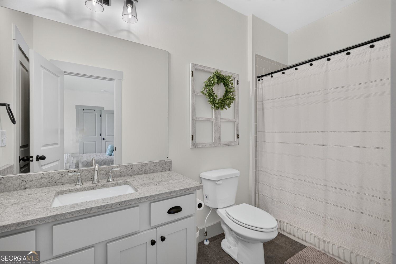 417 Fox Valley Drive Property Photo 36