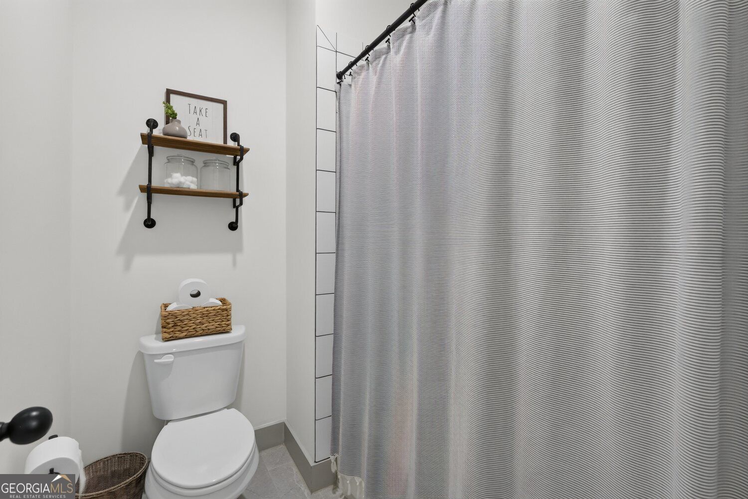 417 Fox Valley Drive Property Photo 40