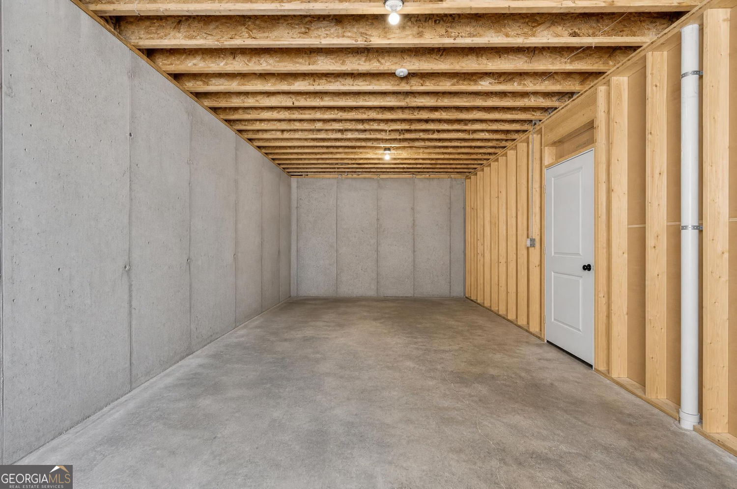 417 Fox Valley Drive Property Photo 57