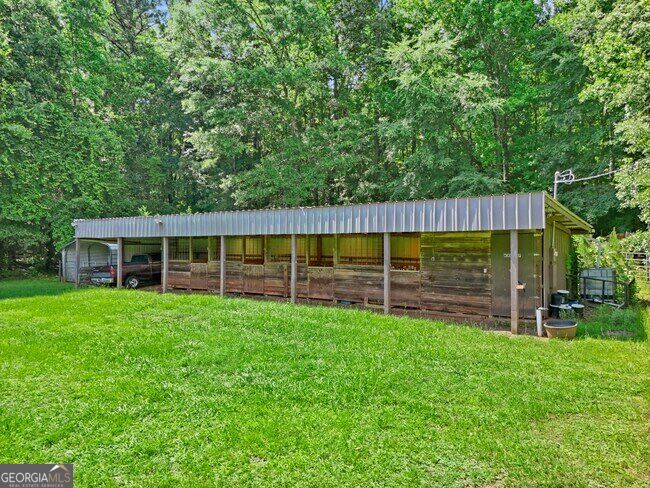 120 Jandale Drive Property Photo 15