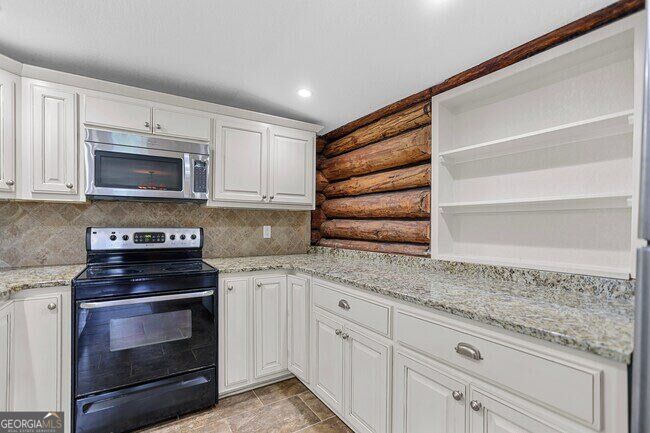 120 Jandale Drive Property Photo 25