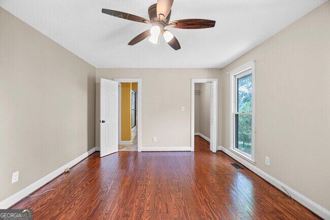 120 Jandale Drive Property Photo 28