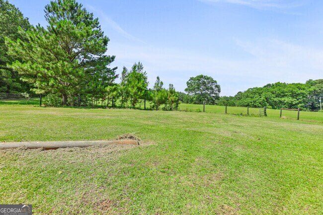 120 Jandale Drive Property Photo 34