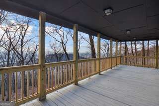 114 Little Hendricks Mtn Circle Property Photo 3