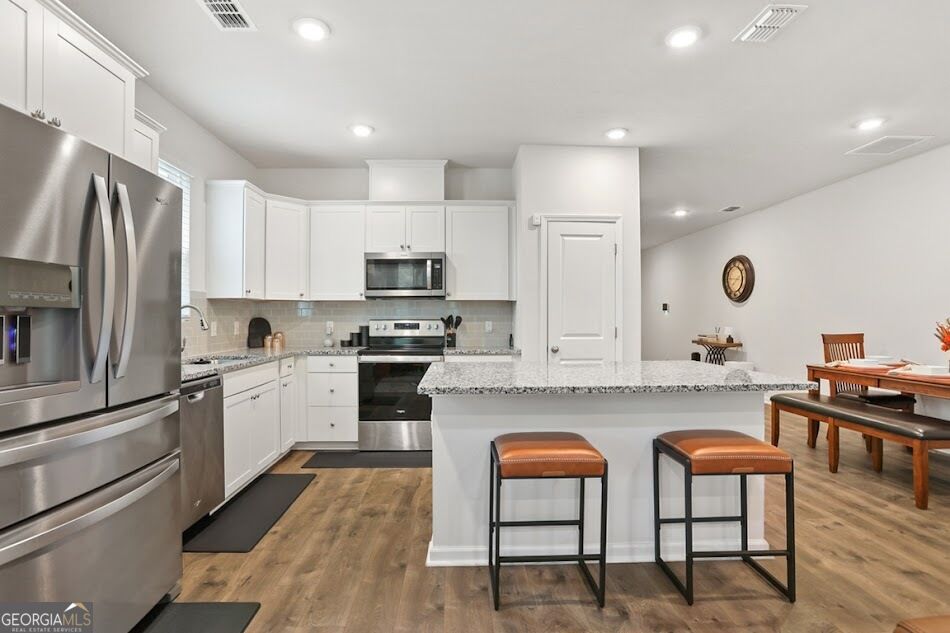 110 Benelli Drive Property Photo 7