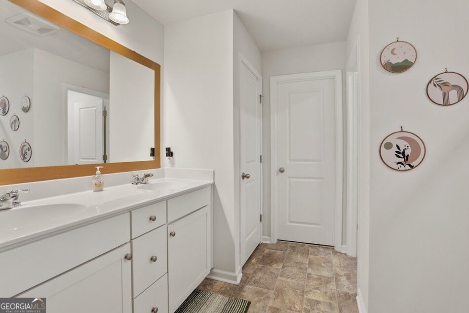 110 Benelli Drive Property Photo 12
