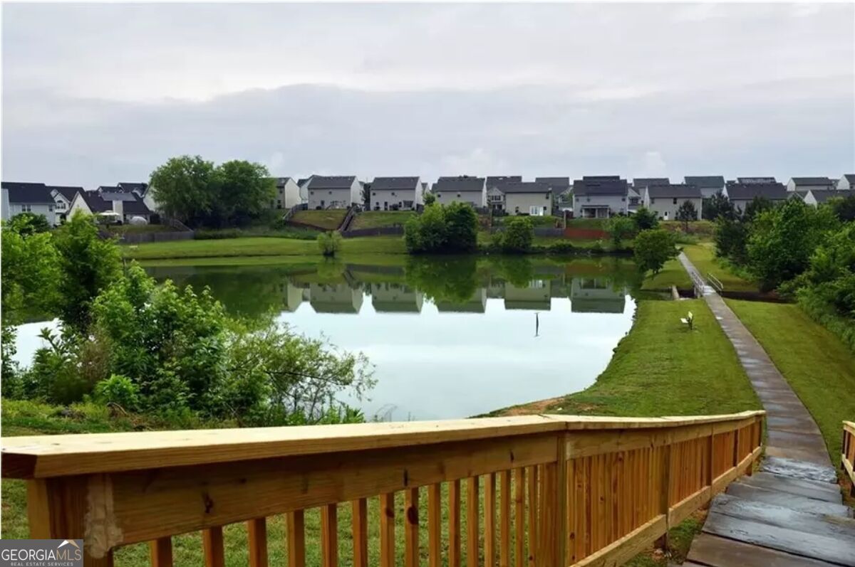 1402 Turning Leaf Lane Property Photo 4