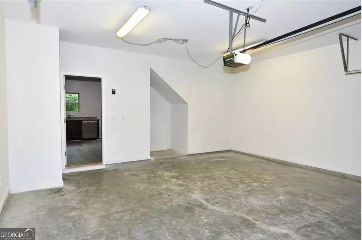 1402 Turning Leaf Lane Property Photo 10