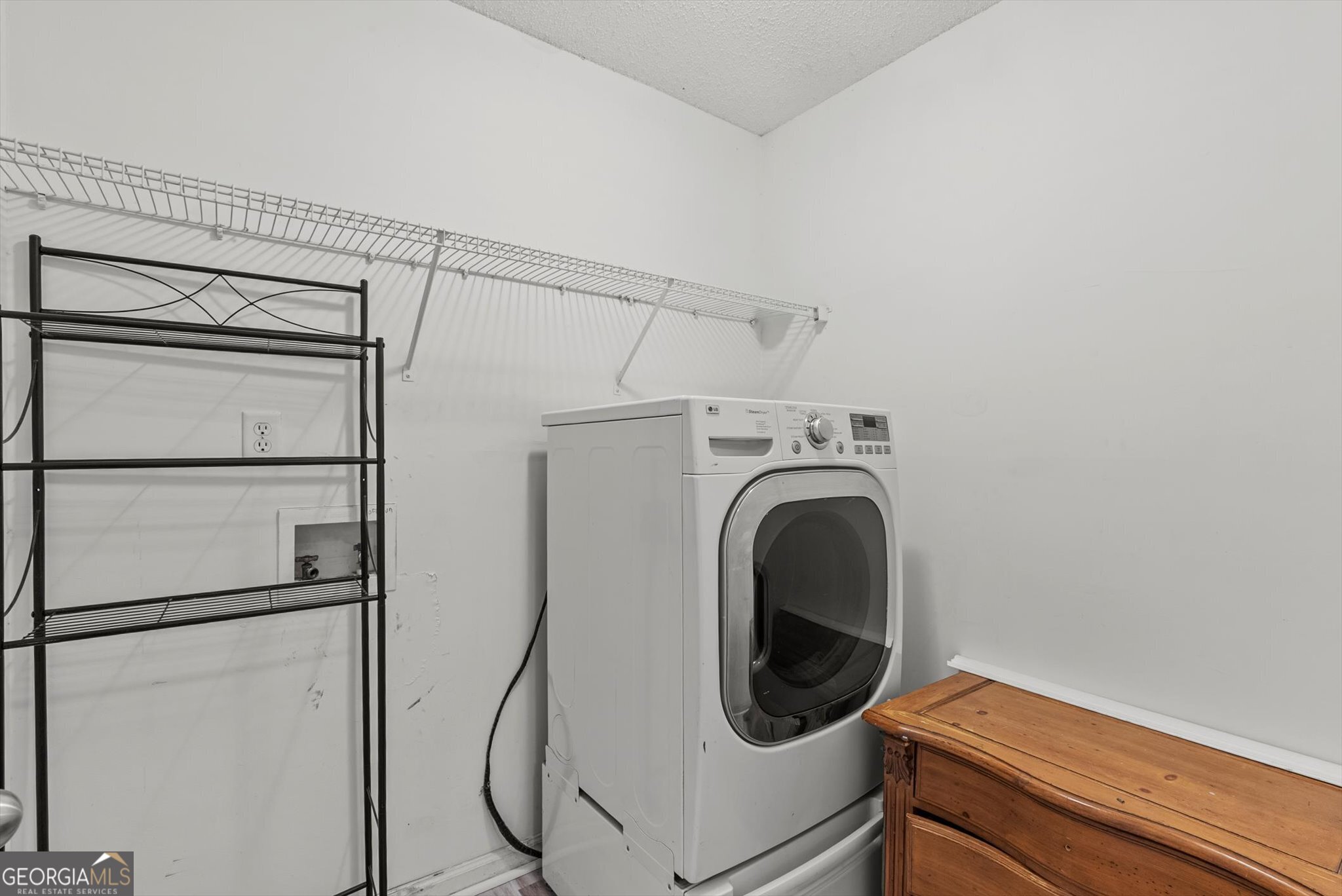 541 Hamlet Drive Property Photo 23