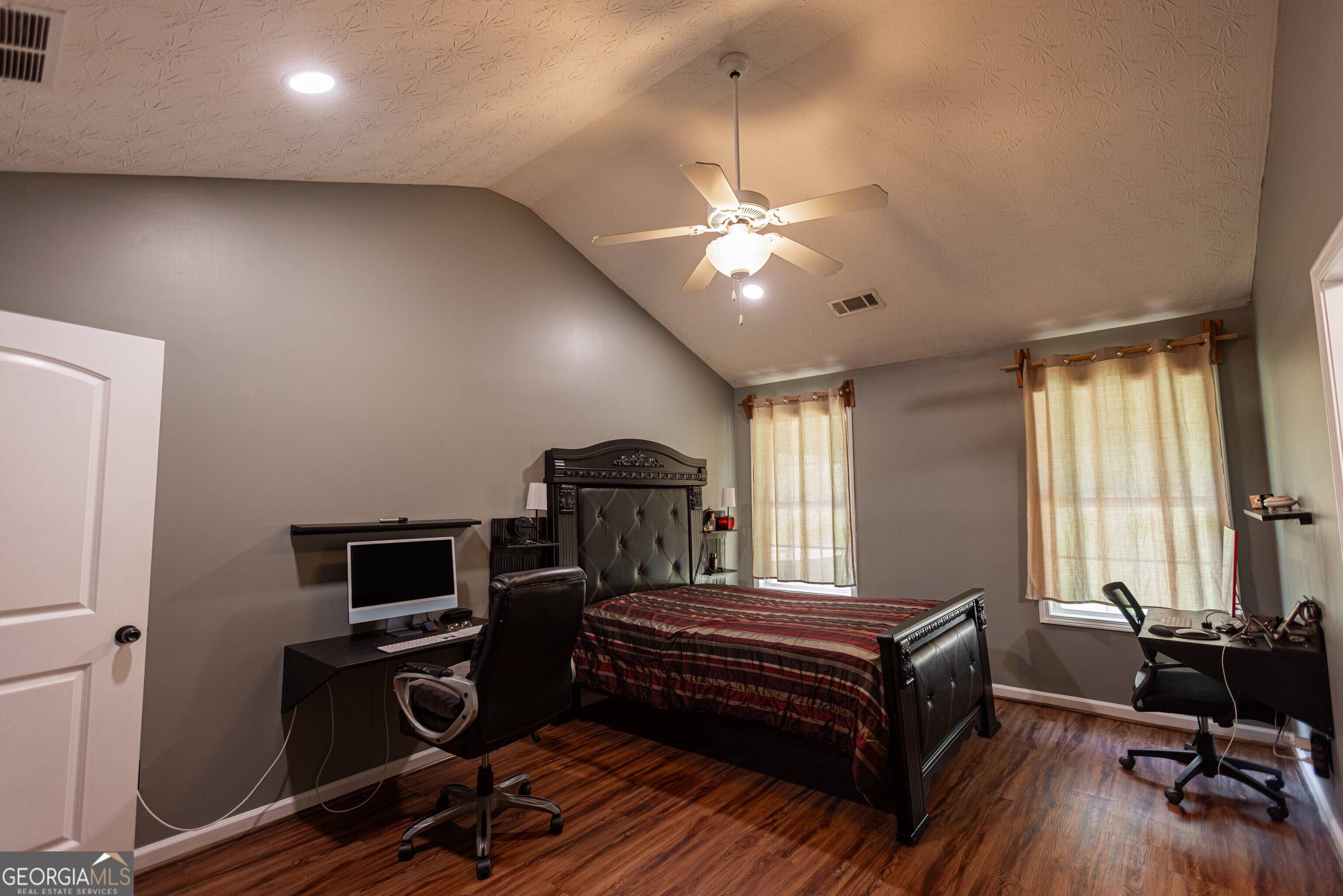 35 Madison Court Property Photo 19
