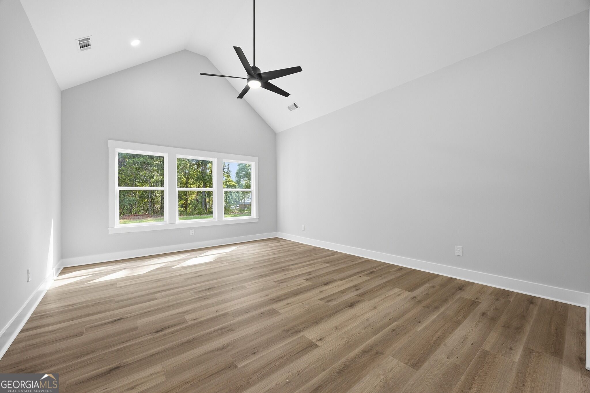 546 Harbour Shores Property Photo 18