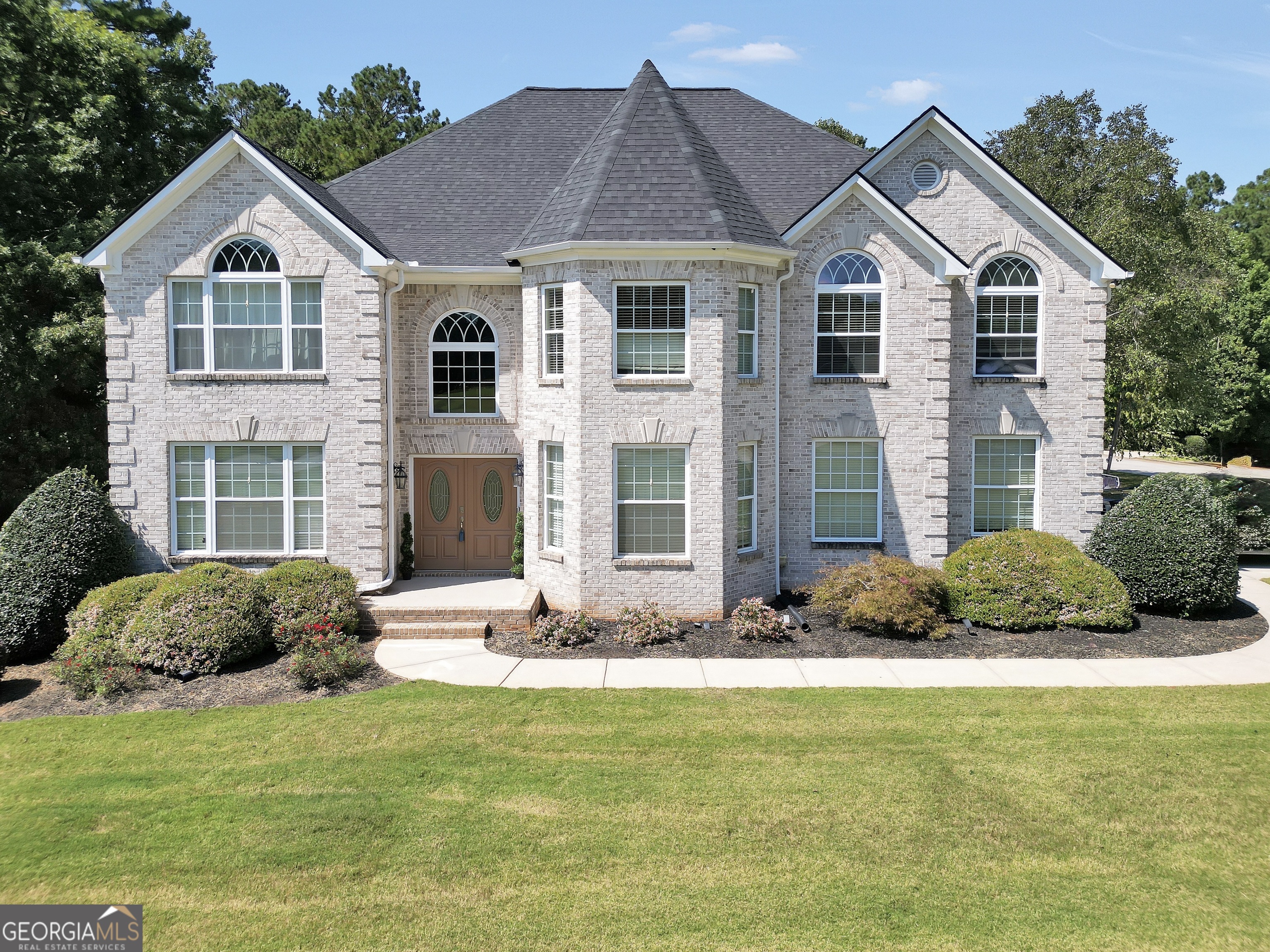 1202 Persimmon Way Property Photo 1