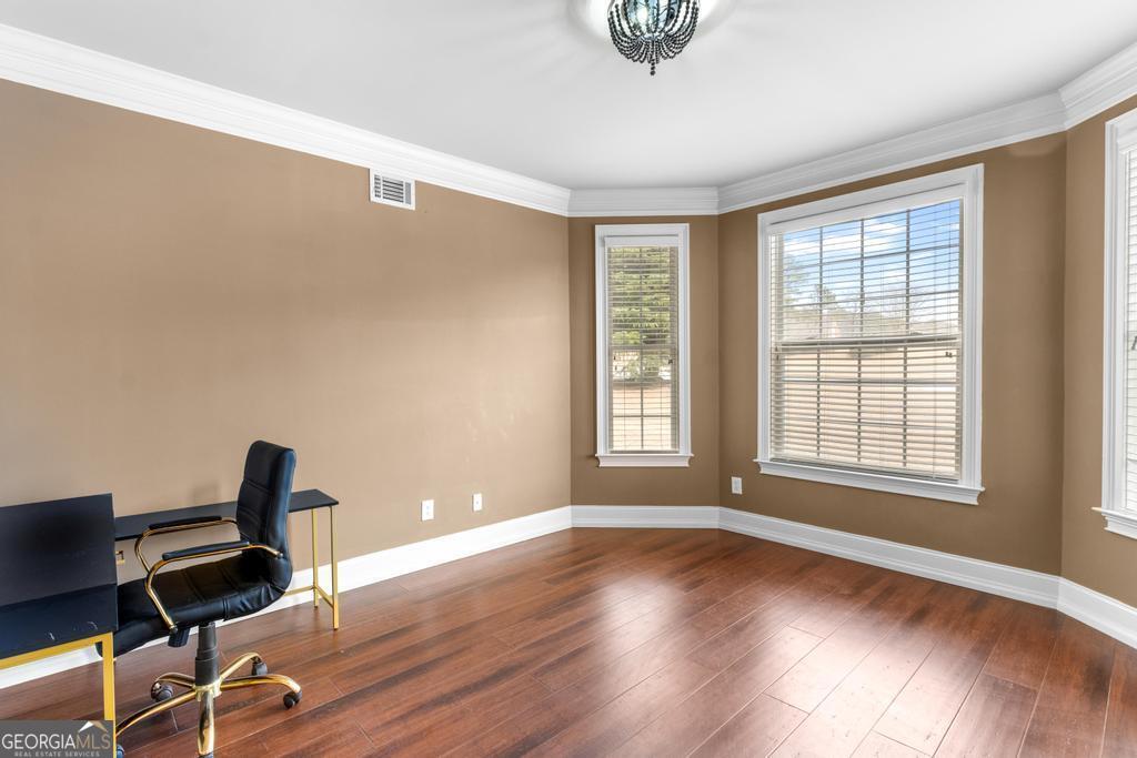 1202 Persimmon Way Property Photo 12