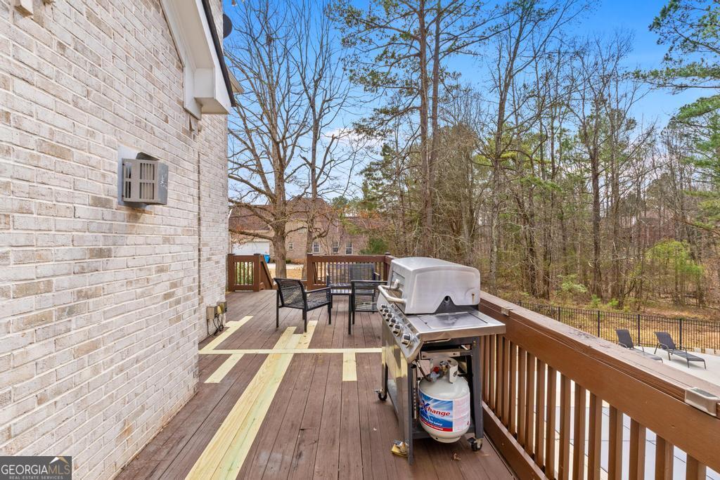 1202 Persimmon Way Property Photo 57
